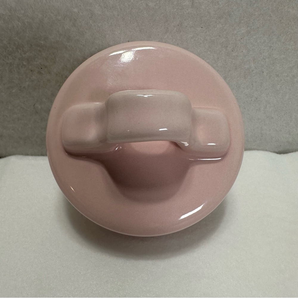 Rae Dunn Light Pink Ceramic XOXO Canister with Lid Cookie Jar Valentines Day - Picture 6 of 9